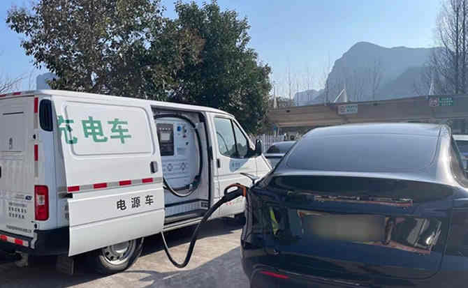 青白江区汽车搭电